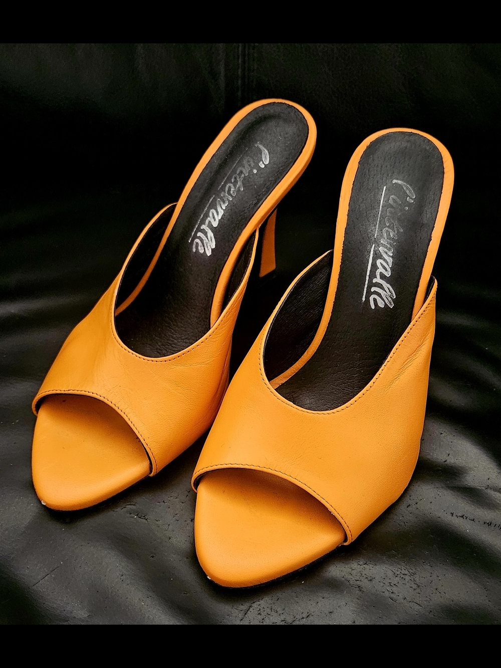 l'intervalle  Orange Leather  Open-Toe Slip On Mule Size 36 Eu 6/6.5 US Heels